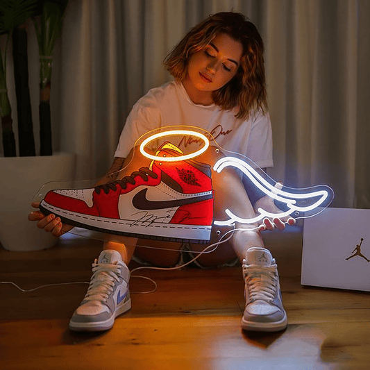 FLYING SNEAKER UV NEON SIGN - Neonicks